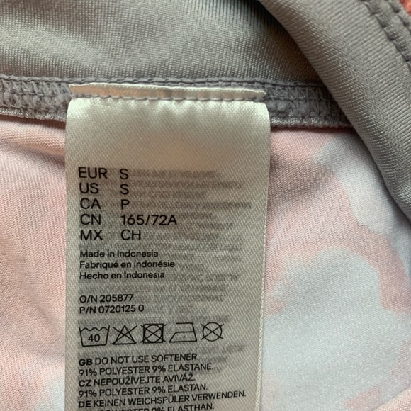 H&M Sport. - Picture 3 of 3